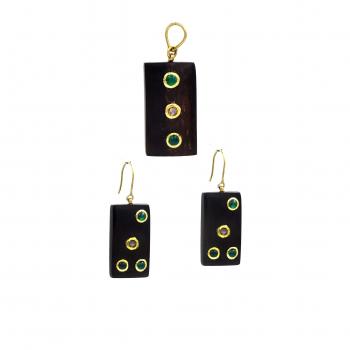 EBONY WITH GOLD PENDANT SET 